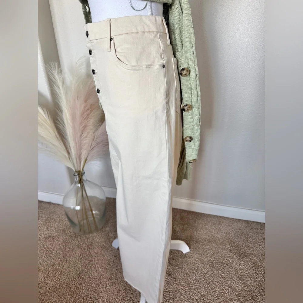 Time and Tru High Rise Cream Wide-Leg Button-Fly Jean Pants - Picture 9 of 14